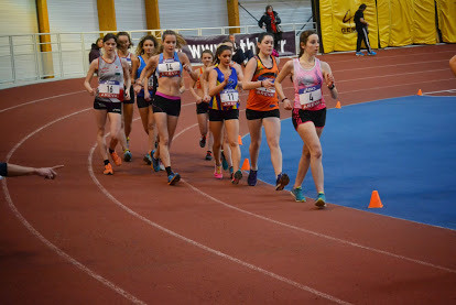 Sarah Lacroix (dossard 11) en février dernier lors des championnats de France en salle à Reims